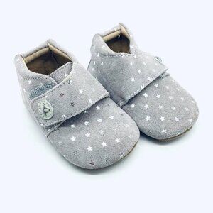 Livie and Luca Baby Booties Boots Grey Stars Size 0-6 months NWOTs